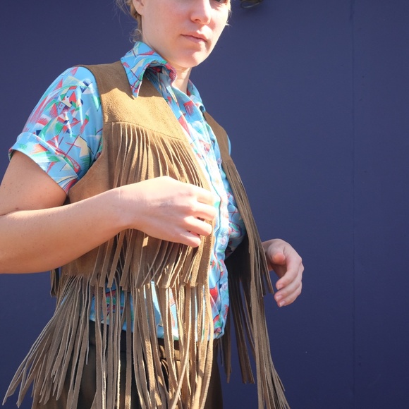 TREGOS WESTWEAR suede fringe vest - Picture 5 of 6